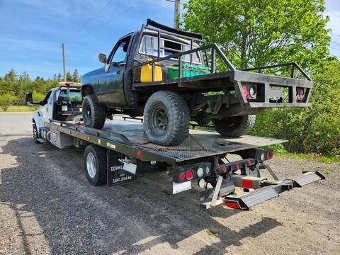 Towed vehicle
